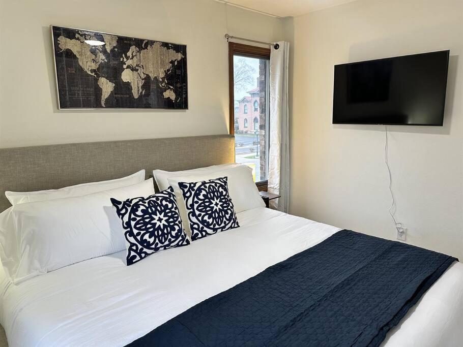 Capital Suite On 6Th Street - King Bed / Downtown! Springfield Ngoại thất bức ảnh