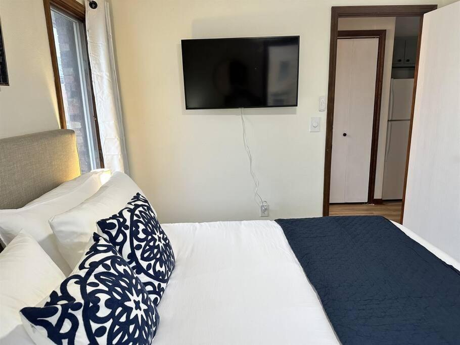 Capital Suite On 6Th Street - King Bed / Downtown! Springfield Ngoại thất bức ảnh